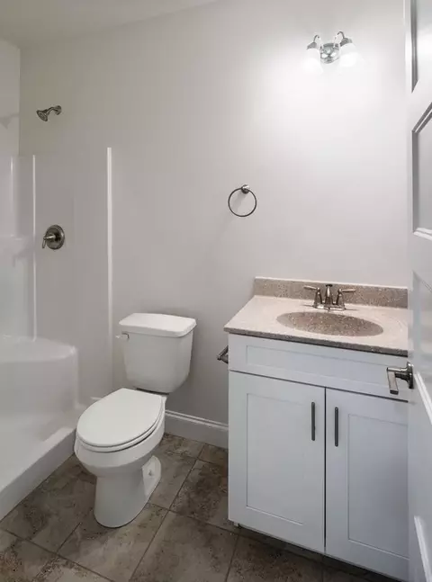 Bath - 8582 Rocky Springs Rd, Frederick, MD 21702 photo 19 of 38
