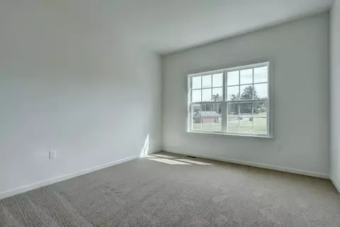 Bedroom - 8582 Rocky Springs Rd, Frederick, MD 21702 photo 12 of 15