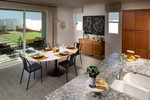 Dining - 15113 Elmbridge Way, Bakersfield, CA 93311 photo 2 of 2