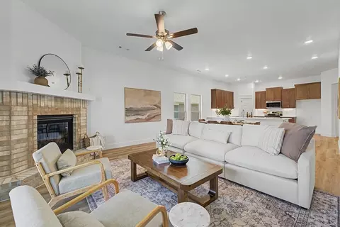 Living - 25862 E 99th St S, Broken Arrow, OK 74014 photo 4 of 8