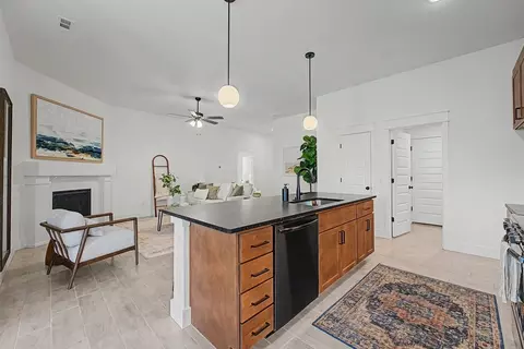Kitchen - 25862 E 99th St S, Broken Arrow, OK 74014 photo 7 of 14