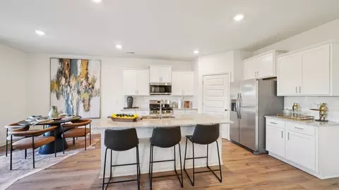Kitchen - Knightsbridge, Alabaster, AL 35007 photo 7 of 9