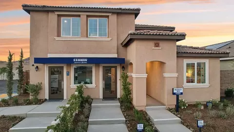 31066 Shining Willow Dr, Winchester, CA 92596