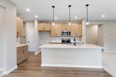 Kitchen - 714 Willow Green Dr, Independence, KY 41051 photo 2 of 6