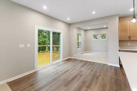 Living - 714 Willow Green Dr, Independence, KY 41051 photo 5 of 9