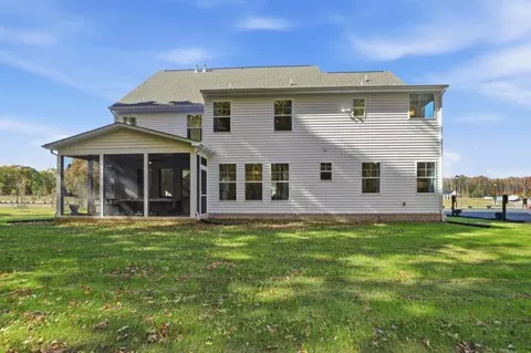 Exterior - 7205 Farmingdale Ln, Harrisburg, NC 28075 photo 11 of 13