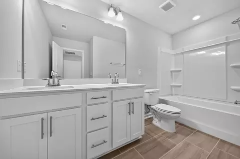 Bath - 1509 Fruit Tree Ln, Wake Forest, NC 27587 photo 2 of 5