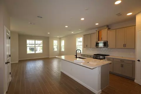 Living - 1383 Lumpini St, Saint Cloud, FL 34771 photo 7 of 15