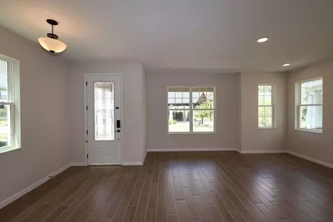 Living - 1383 Lumpini St, Saint Cloud, FL 34771 photo 12 of 15