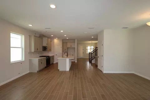 Living - 1383 Lumpini St, Saint Cloud, FL 34771 photo 10 of 15