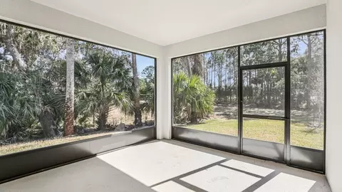 Exterior - 14055 Spring Hill Dr, Spring Hill, FL 34609 photo 7 of 14