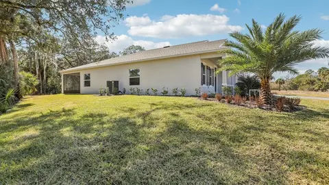 Exterior - 14055 Spring Hill Dr, Spring Hill, FL 34609 photo 9 of 14