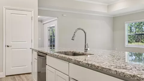 Kitchen - 14055 Spring Hill Dr, Spring Hill, FL 34609 photo 2 of 5