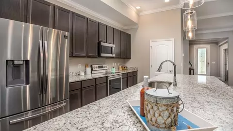 Kitchen - 14055 Spring Hill Dr, Spring Hill, FL 34609 photo 1 of 3