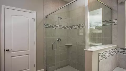 Bath - 14055 Spring Hill Dr, Spring Hill, FL 34609 photo 3 of 5