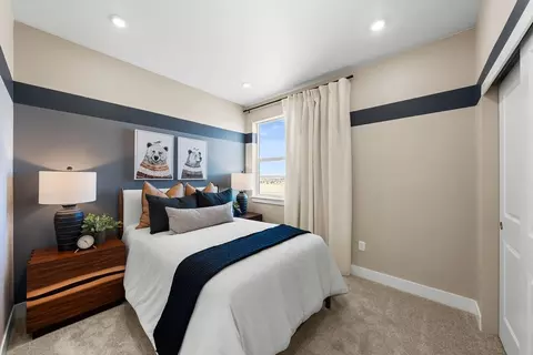 Bedroom - 17089 Standing Elk Dr, Parker, CO 80134 photo 6 of 10