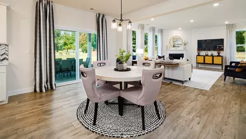 Dining - 4033 Samaritan Ln, Denver, NC 28037 photo 1 of 4