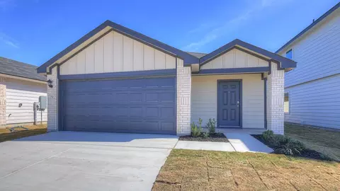 2307 Red Bird Trce, Lockhart, TX 78644