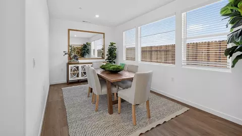 Dining - 944 Traverse Dr S, Madera, CA 93636 photo 1 of 1