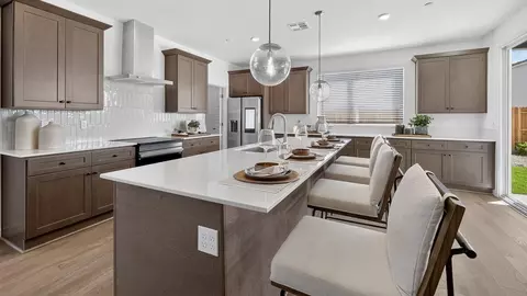 Kitchen - 944 Traverse Dr S, Madera, CA 93636 photo 1 of 4