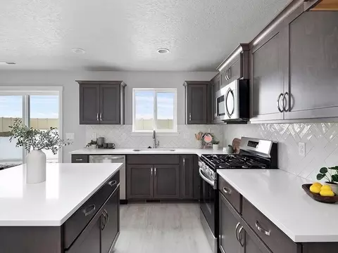 Kitchen - 377 N Eloise St, Kuna, ID 83634 photo 1 of 3