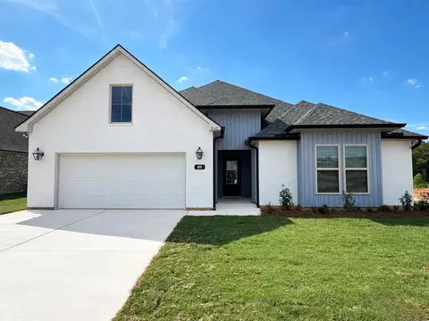 Exterior - 805 Congressional Cir, Ruston, LA 71270 photo 2 of 3