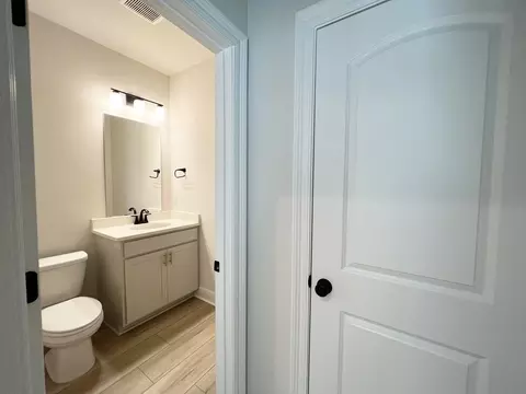 Entry Way - 805 Congressional Cir, Ruston, LA 71270 photo 3 of 6