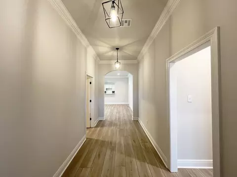 Entry Way - 805 Congressional Cir, Ruston, LA 71270 photo 1 of 6