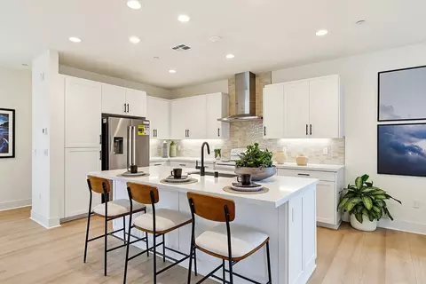 Kitchen - 492 Gadget Rd, San Marcos, CA 92078 photo 3 of 4