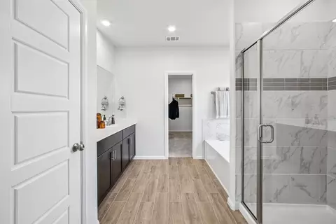 Entry Way - 229 Glade Ln, Celina, TX 75009 photo 1 of 2
