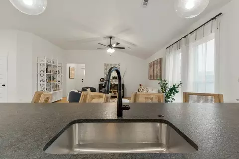 Kitchen - 101 W Seminole St, Strafford, MO 65757 photo 4 of 13