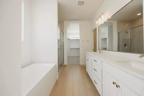 Entry Way - 2915 N Kingbird Dr, Cedar Fort, UT 84013 photo 2 of 2