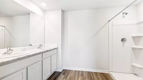 Bath - 17325 Whiskey Creek Trl, Parrish, FL 34219 photo 1 of 3
