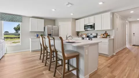Kitchen - 5743 SW 130th Ln, Ocala, FL 34473 photo 5 of 6
