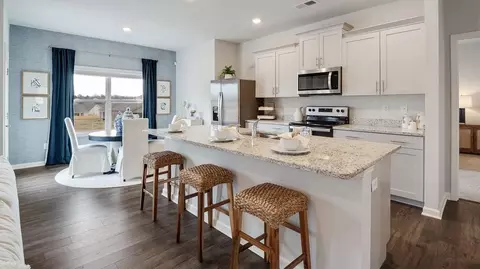 Kitchen - 117 Gateway Dr, Jackson, TN 38305 photo 2 of 11