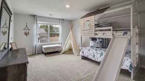 Bedroom - 117 Gateway Dr, Jackson, TN 38305 photo 3 of 11