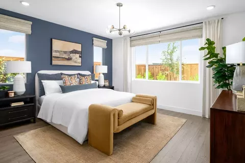 Bedroom - 354 Shaker Dr, Vacaville, CA 95687 photo 1 of 4