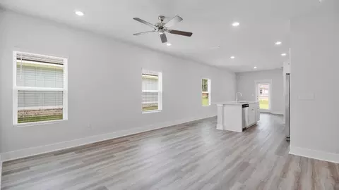 Living - 3173 Silver Maple Rd, Cantonment, FL 32533 photo 2 of 4