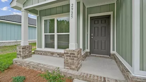 Exterior - 3173 Silver Maple Rd, Cantonment, FL 32533 photo 5 of 14