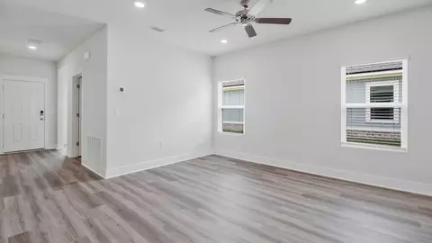Living - 3173 Silver Maple Rd, Cantonment, FL 32533 photo 1 of 4
