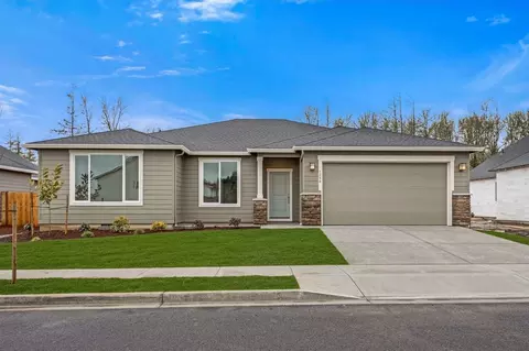 10631 SE Heritage Rd, Happy Valley, OR 97086