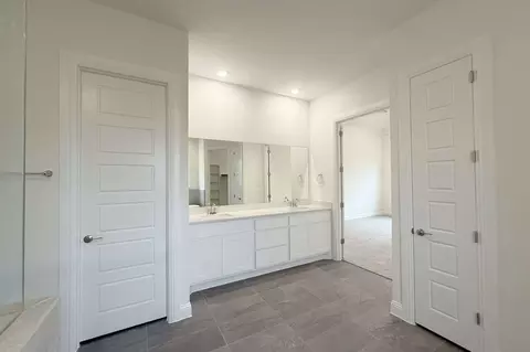 Bath - Dunnet Drive, Celina, TX 75009 photo 2 of 5