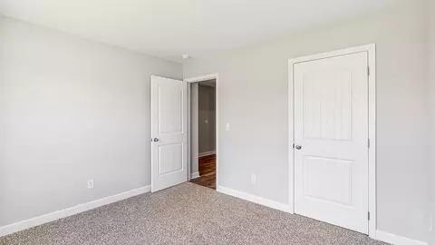 Bedroom - 10 Seaboard Dr, Montgomery, AL 36117 photo 3 of 9