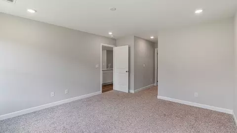 Bedroom - 10 Seaboard Dr, Montgomery, AL 36117 photo 6 of 9