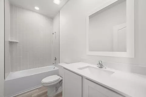 Bath - 13390 Tula Loop, Astatula, FL 34705 photo 3 of 3