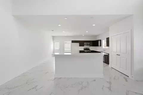 Kitchen - 10843 Piston Ct, Conroe, TX 77303 photo 1 of 7