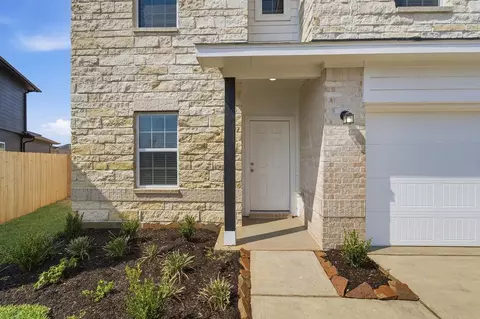 Exterior - 10843 Piston Ct, Conroe, TX 77303 photo 3 of 5