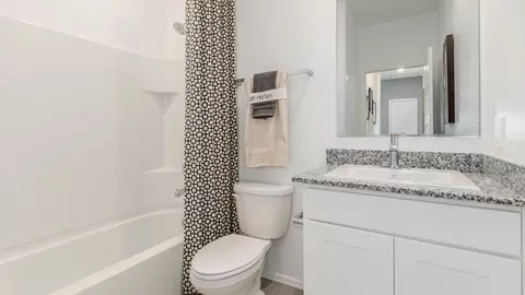 Bath - 3985 E Market St, Tucson, AZ 85706 photo 3 of 12