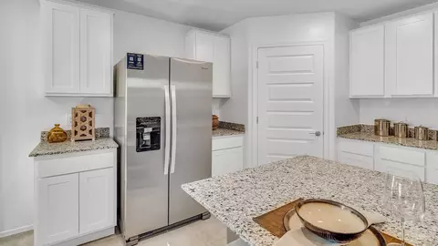 Kitchen - 3985 E Market St, Tucson, AZ 85706 photo 8 of 11