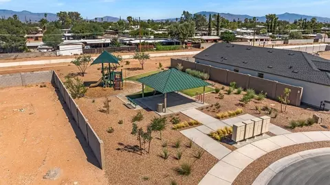 View/Area - 3985 E Market St, Tucson, AZ 85706 photo 14 of 16